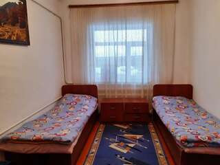 Гостевой дом Гостевой дом №2 Borisovka Односпальная кровать в общем номере для мужчин и женщин-2